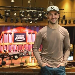 Meet your Posher, Aaron